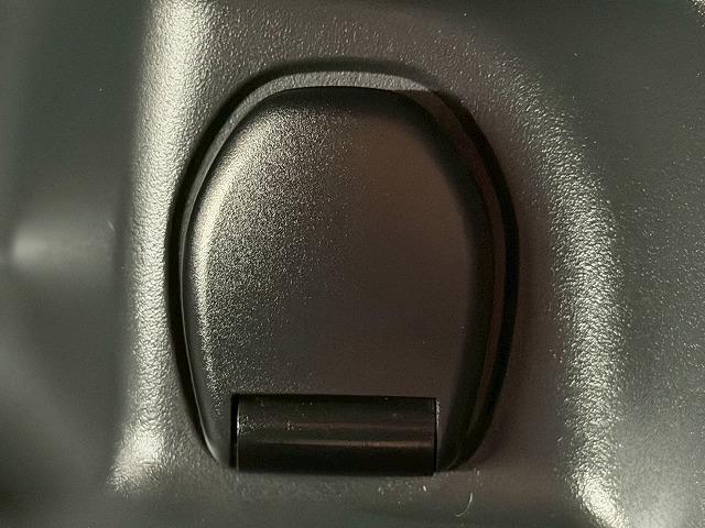 �A�N�Z�X�́A�y�呠�J�C���^�[�z���~��Ă����B�Ŋ��w�͖��Ήw�i�i�q�R�z�{���{���j�ƂȂ�܂��B���O�ɂ��A���𒸂���΁A���}������܂��B