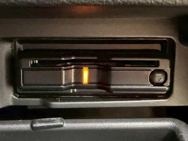 �A�N�Z�X�́A�y�呠�J�C���^�[�z���~��Ă����B�Ŋ��w�͖��Ήw�i�i�q�R�z�{���{���j�ƂȂ�܂��B���O�ɂ��A���𒸂���΁A���}������܂��B