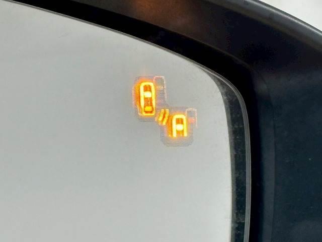 �y�u���C���h�X�|�b�g���j�^�[�i�a�r�l�j�z�Ԑ��ύX���Ɏԗ�������痈��ԗ������m�����S���T�|�[�g���鑕�u�ł��B