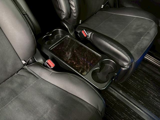 �A�N�Z�X�́A�y�呠�J�C���^�[�z���~��Ă����B�Ŋ��w�͖��Ήw�i�i�q�R�z�{���{���j�ƂȂ�܂��B���O�ɂ��A���𒸂���΁A���}������܂��B