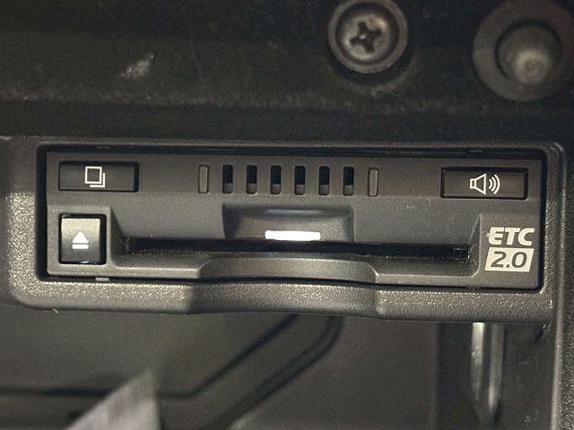 �A�N�Z�X�́A�y�呠�J�C���^�[�z���~��Ă����B�Ŋ��w�͖��Ήw�i�i�q�R�z�{���{���j�ƂȂ�܂��B���O�ɂ��A���𒸂���΁A���}������܂��B