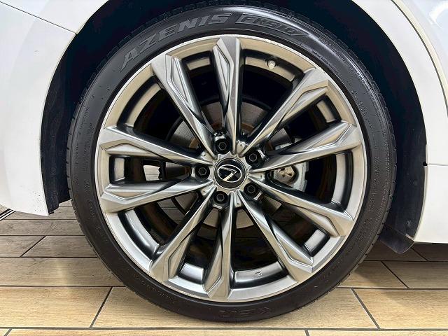 �A�N�Z�X�́A�y�呠�J�C���^�[�z���~��Ă����B�Ŋ��w�͖��Ήw�i�i�q�R�z�{���{���j�ƂȂ�܂��B���O�ɂ��A���𒸂���΁A���}������܂��B