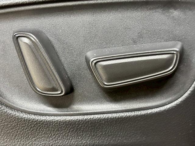 ヴェルファイアハイブリッド Executive Lounge モデリスタ/サンルーフ/寒冷地/フリップダウン/全周囲/デジタルミラー/JBL/電動リアゲート/アップルカープレイ/レーダークルーズ/ワイヤレス充電/パドルシフト/シートヒーター&シートクーラー(35枚目)