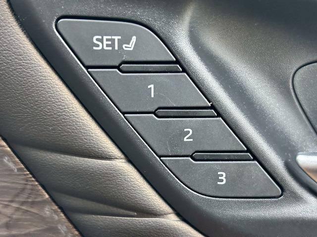 ヴェルファイアハイブリッド Executive Lounge モデリスタ/サンルーフ/寒冷地/フリップダウン/全周囲/デジタルミラー/JBL/電動リアゲート/アップルカープレイ/レーダークルーズ/ワイヤレス充電/パドルシフト/シートヒーター&シートクーラー(39枚目)