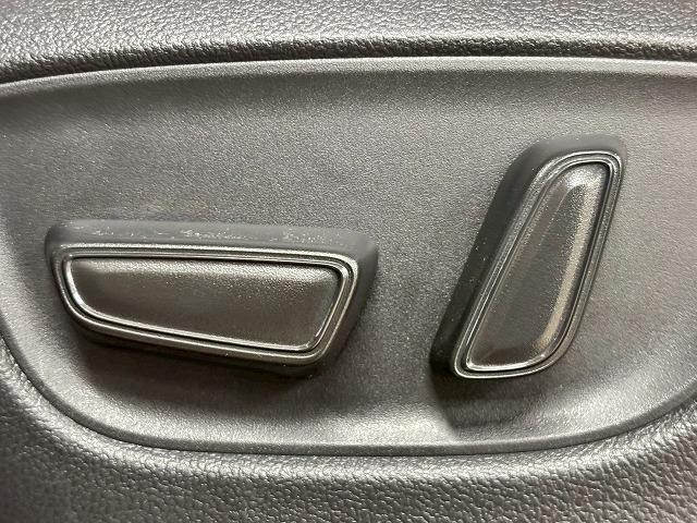 ヴェルファイアハイブリッド Executive Lounge モデリスタ/サンルーフ/寒冷地/フリップダウン/全周囲/デジタルミラー/JBL/電動リアゲート/アップルカープレイ/レーダークルーズ/ワイヤレス充電/パドルシフト/シートヒーター&シートクーラー(42枚目)