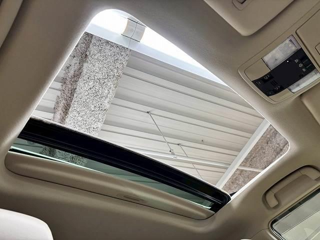 ランドクルーザープラド ＴＸ　“Ｌパッケージ”　禁煙／サンルーフ／レーダークルーズ／モデリスタ／ルーフレール／３列／シートクーラー／ＥＴＣ／クリアランスソナー／オートハイビーム／ＣＤ・ＤＶＤ再生／シートヒーター／パワーシート（5枚目）