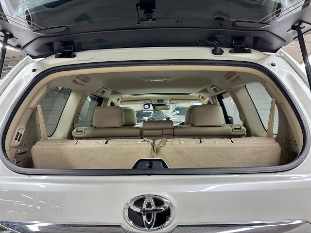 ランドクルーザープラド ＴＸ　“Ｌパッケージ”　禁煙／サンルーフ／レーダークルーズ／モデリスタ／ルーフレール／３列／シートクーラー／ＥＴＣ／クリアランスソナー／オートハイビーム／ＣＤ・ＤＶＤ再生／シートヒーター／パワーシート（37枚目）