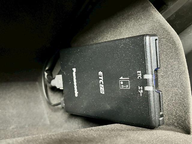 �A�N�Z�X�́A�y�呠�J�C���^�[�z���~��Ă����B�Ŋ��w�͖��Ήw�i�i�q�R�z�{���{���j�ƂȂ�܂��B���O�ɂ��A���𒸂���΁A���}������܂��B