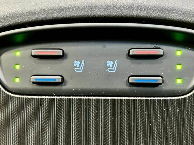 ハリアーハイブリッド Ｚ　“Ｌｅａｔｈｅｒ　Ｐａｃｋａｇｅ”　１オナ／モデリスタ／ＧＲアルミ／デジタルミラー／ＪＢＬ／電動リアゲート／ブラインドスポット／アップルカープレイ／ヘッドアップディスプレイ／ステアリングヒーター／シートヒーター＆シートクーラー（4枚目）