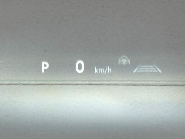 アルファードハイブリッド Ｅｘｅｃｕｔｉｖｅ　Ｌｏｕｎｇｅ　１オナ／サンルーフ／フリップダウン／デジタルミラー／全周囲／ＪＢＬ／ヘッドアップディスプレイ／アップルカープレイ／シートヒーター＆シートクーラー／ワイヤレス受電／ＡＣ１００Ｖ／ブラインドスポット（8枚目）