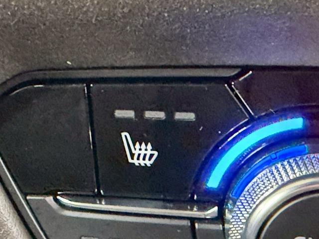 ＭＡＺＤＡ６セダン ２５Ｓ　Ｌ　Ｐａｃｋａｇｅ　禁煙／ＢＯＳＥ／本革／レーダークルーズ／ブラインドスポット／ヘッドアップディスプレイ／ＥＴＣ／ステアリングヒーター／レーンキープ／後席シートヒーター／パドルシフト／オートエアコン（33枚目）