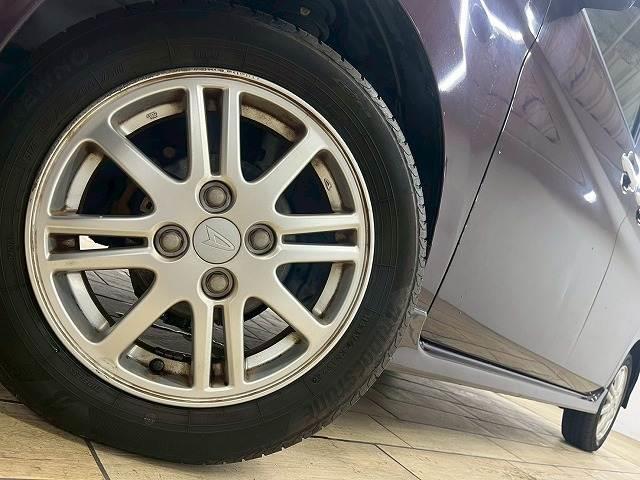 �y�����A���~�z�C�[���z�𑕔����Ă���܂��B�o�����X�̂Ƃꂽ�A���~�z�C�[���͍������s�����萫�������Ȃ��Ă���܂��B