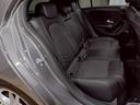 後部座席も気になるようなキズ・汚れやへたり等、大きなダメージはなく、良好な状態です。