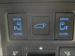 【電動リアゲート】ボタンひとつで大きなゲートも簡単に開閉可能です。背の高いＳＵＶ、ミニバンにあると嬉しいですね。 5