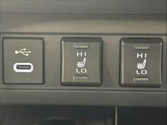 上級グレードにしか付かないシートヒーター搭載。 5