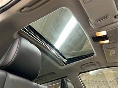【サンルーフ】希少な大人気メーカーオプション。開放感溢れる車内を演出します☆ 5