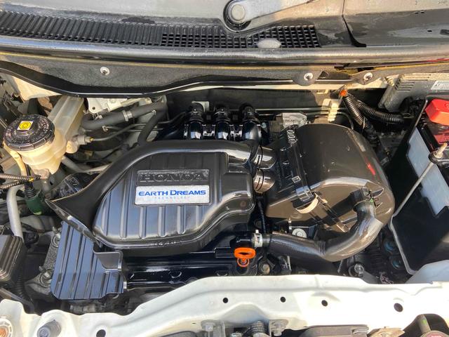 Ｎ－ＢＯＸ Ｇ・Ｌパッケージ　両側電動スライドドア　ナビ　ＴＶ　スマートキー　アイドリングストップ　ベンチシート　ＣＶＴ　盗難防止システム　ＡＢＳ　ＥＳＣ　ＣＤ　ＤＶＤ再生　ＵＳＢ　衝突安全ボディ　エアコン　パワーステアリング（22枚目）