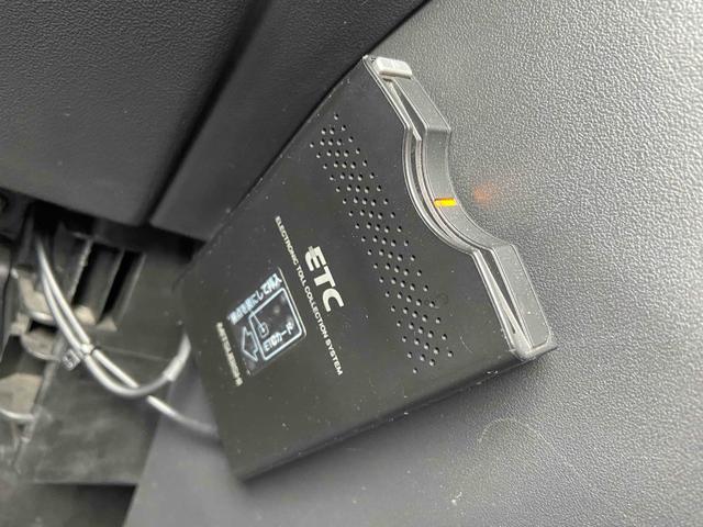 Ｒ２ タイプＳ　Ｒ　ＥＴＣ　ナビ　ＴＶ　キーレスエントリー　電動格納ミラー　ＣＶＴ　ＡＢＳ　アルミホイール　衝突安全ボディ　エアコン　パワーステアリング　パワーウィンドウ（10枚目）