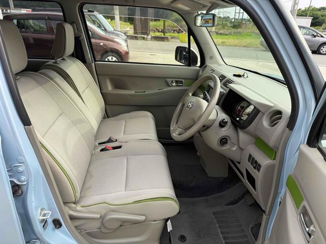 ムーヴコンテ Ｇ　ＮＡＶＩ　バックカメラ　ナビ　ＴＶ　スマートキー　アイドリングストップ　電動格納ミラー　ベンチシート　ＣＶＴ　盗難防止システム　ＡＢＳ　ＣＤ　ミュージックプレイヤー接続可　衝突安全ボディ　エアコン（7枚目）