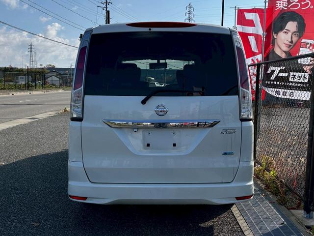 セレナ ハイウェイスター　走行距離１１００００キロ　車検整備　両側パワースライドドア　バックカメラ　ＨＤＤナビ　オートクルーズコントロール　日産純正アルミホイール　横滑り防止装置（8枚目）