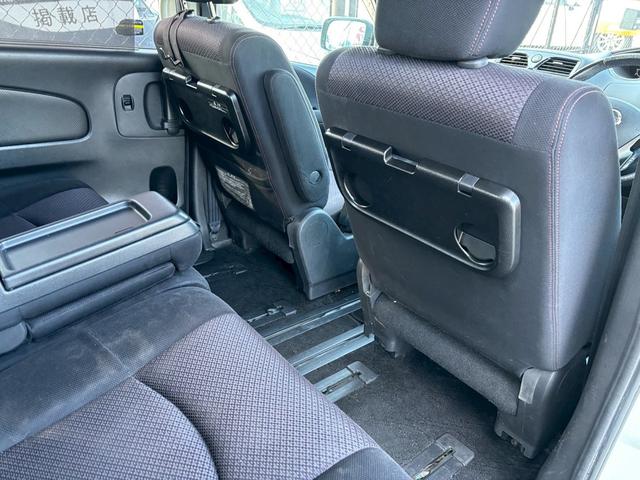 セレナ ハイウェイスター　走行距離１１００００キロ　車検整備　両側パワースライドドア　バックカメラ　ＨＤＤナビ　オートクルーズコントロール　日産純正アルミホイール　横滑り防止装置（26枚目）