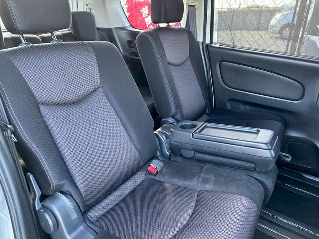 セレナ ハイウェイスター　走行距離１１００００キロ　車検整備　両側パワースライドドア　バックカメラ　ＨＤＤナビ　オートクルーズコントロール　日産純正アルミホイール　横滑り防止装置（29枚目）