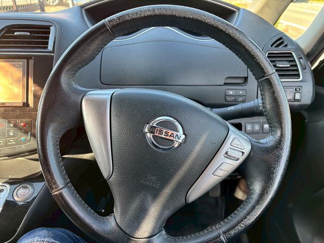 セレナ ハイウェイスター　走行距離１１００００キロ　車検整備　両側パワースライドドア　バックカメラ　ＨＤＤナビ　オートクルーズコントロール　日産純正アルミホイール　横滑り防止装置（34枚目）