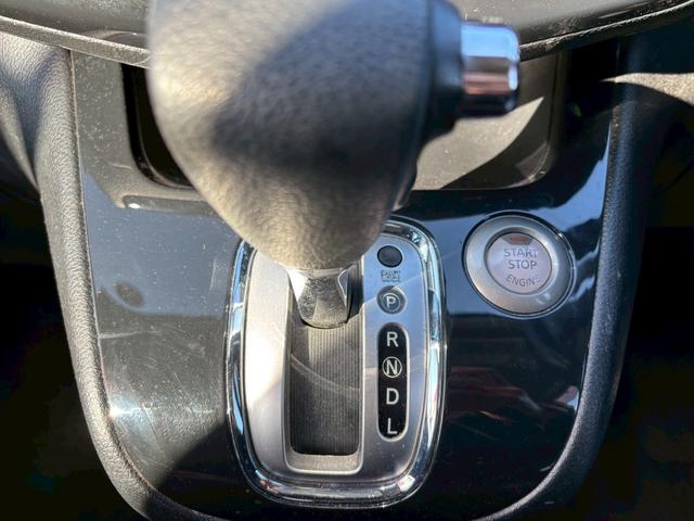 セレナ ハイウェイスター　走行距離１１００００キロ　車検整備　両側パワースライドドア　バックカメラ　ＨＤＤナビ　オートクルーズコントロール　日産純正アルミホイール　横滑り防止装置（50枚目）