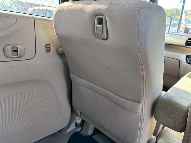 N-BOX G・Lパッケージ 走行距離110000キロ 車検整備 オートエアコン 両側スライドドア 片側電動スライドドア 電動格納ミラー エコモード ETC車載器 横滑り防止装置 ホンダ純正ホイールキャップ(30枚目)