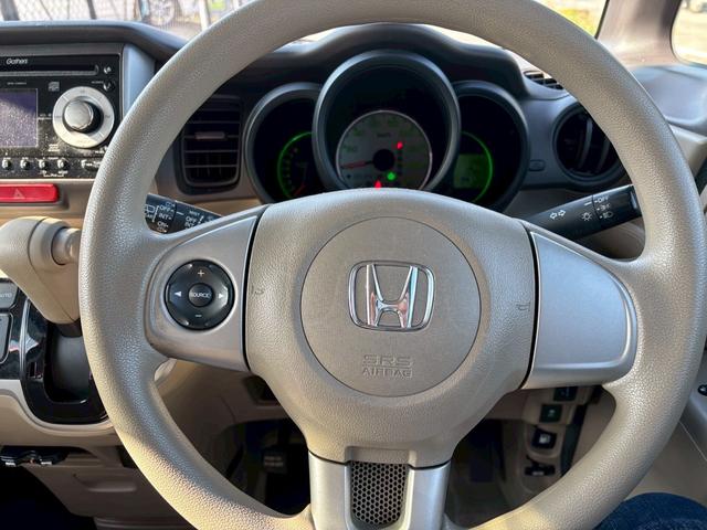 N-BOX G・Lパッケージ 走行距離110000キロ 車検整備 オートエアコン 両側スライドドア 片側電動スライドドア 電動格納ミラー エコモード ETC車載器 横滑り防止装置 ホンダ純正ホイールキャップ(40枚目)