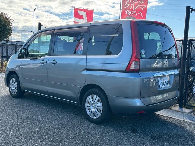 セレナ 20S Vセレクション 走行距離85000キロ 車検整備 日産純正ホイールキャップ 両側パワースライドドア メモリーナビ バックカメラ ETC車載器 電動格納ミラー オートエアコン(9枚目)