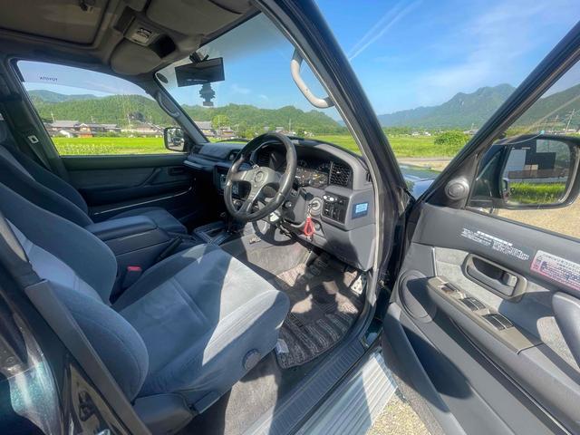 ランドクルーザー８０ ＶＸリミテッド　４ＷＤ　ＥＴＣ　ヘッドライトウォッシャー　アルミホイール　ＡＴ　ＣＤ　カセット　エアコン　パワーウィンドウ（8枚目）