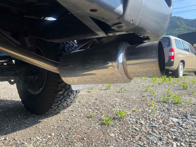 ランドクルーザー８０ ＶＸリミテッド　４ＷＤ　ＥＴＣ　ヘッドライトウォッシャー　アルミホイール　ＡＴ　ＣＤ　カセット　エアコン　パワーウィンドウ（28枚目）