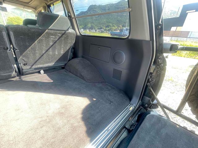 ランドクルーザー８０ ＶＸリミテッド　４ＷＤ　ＥＴＣ　ヘッドライトウォッシャー　アルミホイール　ＡＴ　ＣＤ　カセット　エアコン　パワーウィンドウ（31枚目）