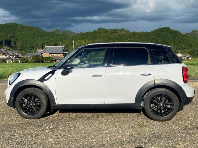 ＭＩＮＩ ワン　クロスオーバー　アルミ　サイドエアバック　オートエアコン　セキュリティアラーム　横滑り防止システム　ＥＴＣ車載器　助手席エアバック　キーレス　ＡＢＳ　ＰＷ　エアバック　パワーステアリング　ルーフレール（4枚目）