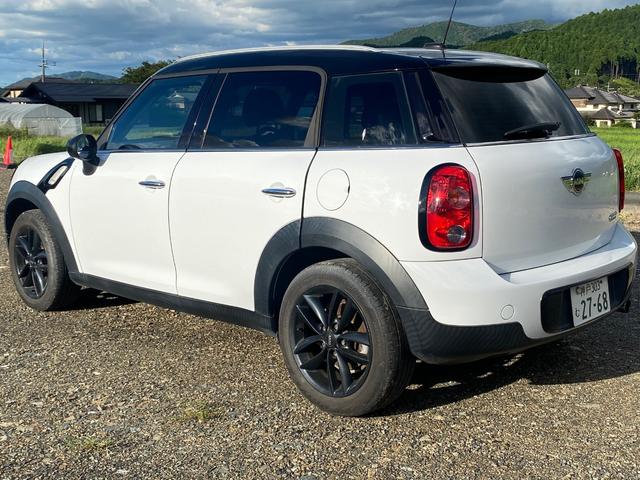 ＭＩＮＩ ワン　クロスオーバー　アルミ　サイドエアバック　オートエアコン　セキュリティアラーム　横滑り防止システム　ＥＴＣ車載器　助手席エアバック　キーレス　ＡＢＳ　ＰＷ　エアバック　パワーステアリング　ルーフレール（25枚目）