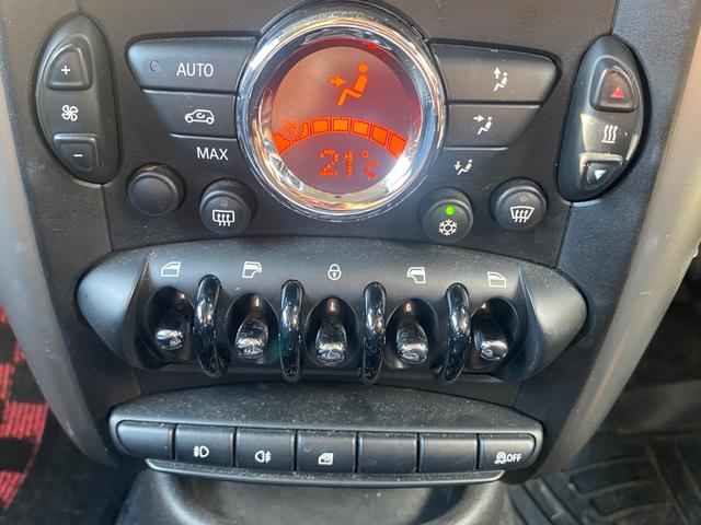 ＭＩＮＩ ワン　クロスオーバー　アルミ　サイドエアバック　オートエアコン　セキュリティアラーム　横滑り防止システム　ＥＴＣ車載器　助手席エアバック　キーレス　ＡＢＳ　ＰＷ　エアバック　パワーステアリング　ルーフレール（42枚目）