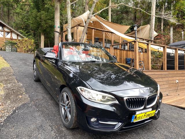 ｂｍｗ ２シリーズ２２０ｉカブリオレ スポーツ ワンオーナーの中古車 車体価格159万円 15 平成27 年式 走行14 8万キロ 車体色ブラック 兵庫県丹波篠山市殿町３０３ ｍｕｓｉｃ ｆｏｒｅｓｔ オープンカー専門店の在庫 グーネット中古車