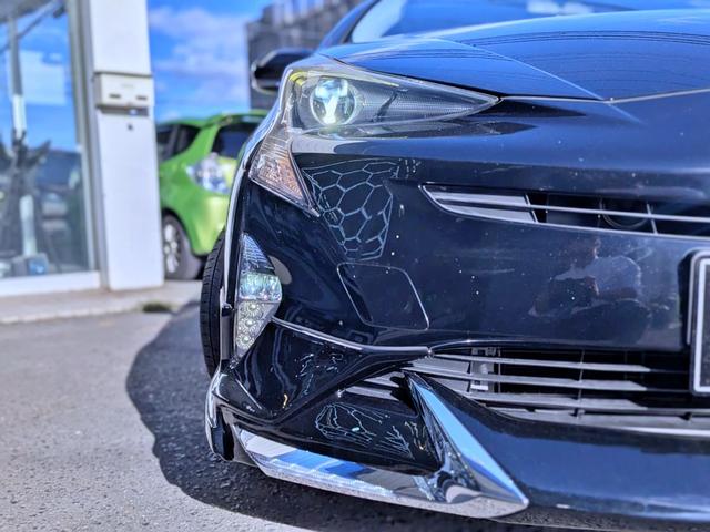 プリウス Ｓ　フルエアロ／純ナビフルセグ／Ｂカメラ／ＢＴ／ＥＴＣ／ステリモ／ＬＥＤヘッド／オートライト／オートＡＣ／ＶＳＣ／フォグ／純１５ＡＷ／ウィンカーミラー／シートリフター／バニティミラー／ＣＤ／ＤＶＤ（12枚目）