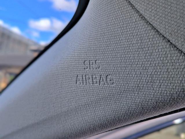 プリウス Ｓ　フルエアロ／純ナビフルセグ／Ｂカメラ／ＢＴ／ＥＴＣ／ステリモ／ＬＥＤヘッド／オートライト／オートＡＣ／ＶＳＣ／フォグ／純１５ＡＷ／ウィンカーミラー／シートリフター／バニティミラー／ＣＤ／ＤＶＤ（32枚目）