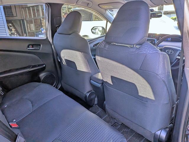 プリウス Ｓ　フルエアロ／純ナビフルセグ／Ｂカメラ／ＢＴ／ＥＴＣ／ステリモ／ＬＥＤヘッド／オートライト／オートＡＣ／ＶＳＣ／フォグ／純１５ＡＷ／ウィンカーミラー／シートリフター／バニティミラー／ＣＤ／ＤＶＤ（44枚目）