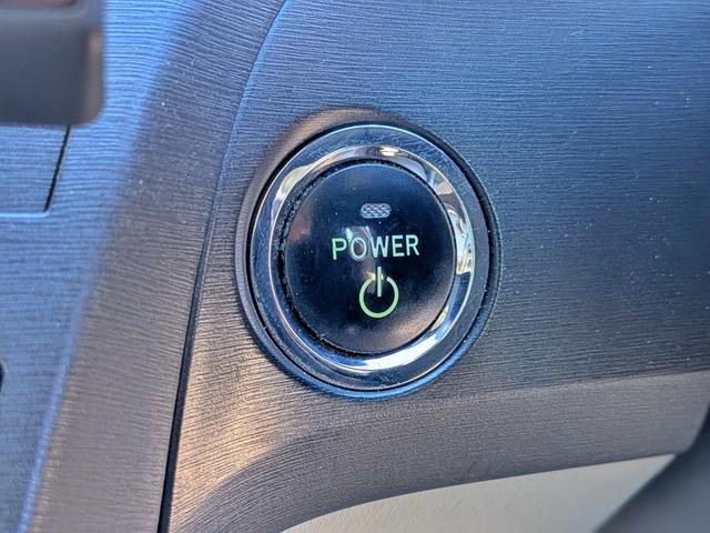 プリウス S 10型ナビフルセグ/Bカメラ/HID/ETC/禁煙/BT/HDMI/スマホ連携/フォグ/オートライト/スマートキー/純15AW/CD/DVD/ウィンカーミラー/シートリフター(8枚目)