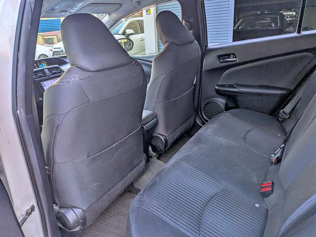 プリウス Ｓ　フルエアロ／純ナビ地デジ／ＢＴ／ＬＥＤヘッド／スマートキー／ステリモ／オートＡＣ／オートライト／ウィンカーミラー／純１５ＡＷ／ＶＳＣ／トノカバー／シートリフター／ＣＤ／ＡＵＸ（46枚目）