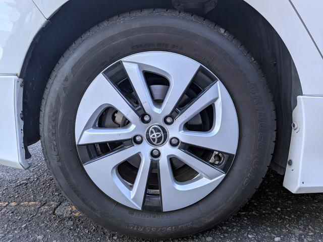 プリウス Ｓ　フルエアロ／純ナビ地デジ／ＢＴ／ＬＥＤヘッド／スマートキー／ステリモ／オートＡＣ／オートライト／ウィンカーミラー／純１５ＡＷ／ＶＳＣ／トノカバー／シートリフター／ＣＤ／ＡＵＸ（55枚目）