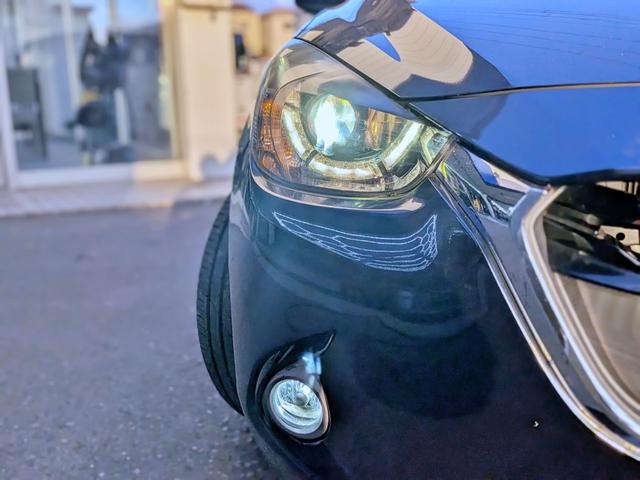 デミオ ＸＤツーリング　Ｌパッケージ　６ＭＴ／衝突軽減／純ナビ／ハーフレザー／ＨＵＤ／ＥＴＣ／クルコン／フルセグ／ＢＴ／オートＡＣ／ＬＥＤヘッド／フォグ／オートライト／ＶＤＣ／アイドリングＳＴＯＰ／純１６ＡＷ／ステリモ／リアスポイラー（12枚目）