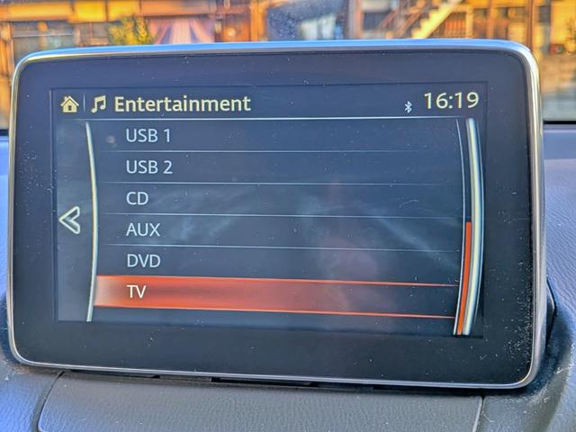 デミオ ＸＤツーリング　Ｌパッケージ　６ＭＴ／衝突軽減／純ナビ／ハーフレザー／ＨＵＤ／ＥＴＣ／クルコン／フルセグ／ＢＴ／オートＡＣ／ＬＥＤヘッド／フォグ／オートライト／ＶＤＣ／アイドリングＳＴＯＰ／純１６ＡＷ／ステリモ／リアスポイラー（27枚目）