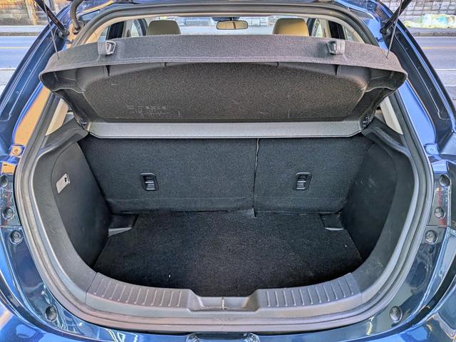 デミオ ＸＤツーリング　Ｌパッケージ　６ＭＴ／衝突軽減／純ナビ／ハーフレザー／ＨＵＤ／ＥＴＣ／クルコン／フルセグ／ＢＴ／オートＡＣ／ＬＥＤヘッド／フォグ／オートライト／ＶＤＣ／アイドリングＳＴＯＰ／純１６ＡＷ／ステリモ／リアスポイラー（53枚目）