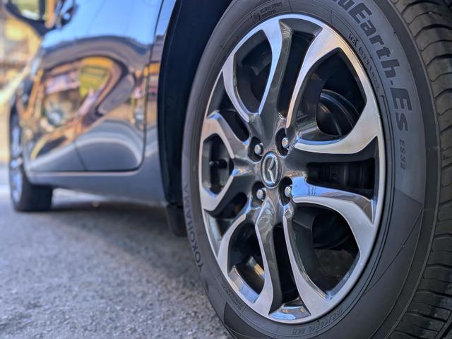 デミオ ＸＤツーリング　Ｌパッケージ　６ＭＴ／衝突軽減／純ナビ／ハーフレザー／ＨＵＤ／ＥＴＣ／クルコン／フルセグ／ＢＴ／オートＡＣ／ＬＥＤヘッド／フォグ／オートライト／ＶＤＣ／アイドリングＳＴＯＰ／純１６ＡＷ／ステリモ／リアスポイラー（56枚目）