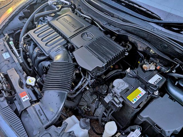 デミオ スポルト 5MT/USB/禁煙/ETC/HID/純16AW/キーレス/AUX/フォグ/電格ミラー/バニティミラー/エアコン/シートリフター/トノカバー(55枚目)