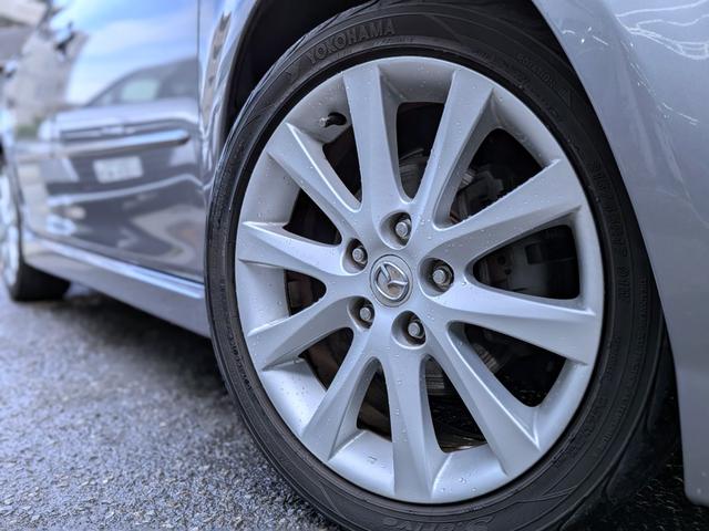 アテンザスポーツ ２３Ｓ　６ＭＴ／ＢＯＳＥサウンド／純１７ＡＷ／ＥＴＣ／ＨＩＤ／フォグ／オートエアコン／シートリフター／バニティミラー／電格ミラー／ステアリモコン／キーレス（10枚目）
